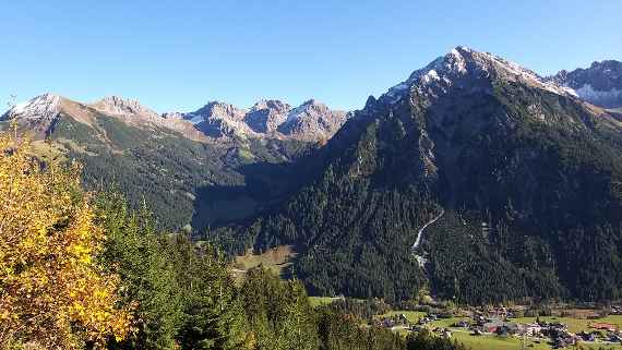 Schutzwald regional gestalten und überregional vernetzen